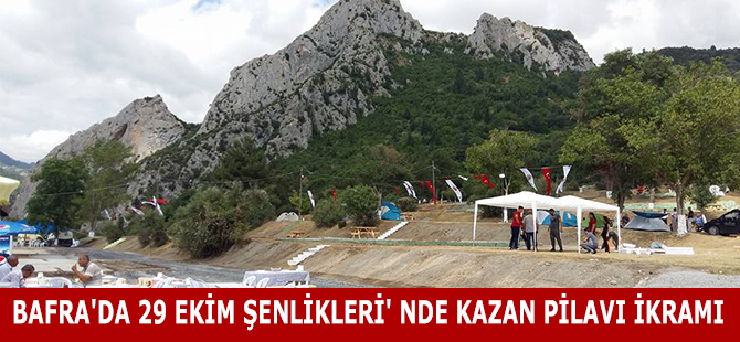 BAFRA'DA 29 EKİM ŞENLİKLERİ' NDE KAZAN PİLAVI İKRAMI