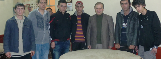 ESNAFI ÇİFÇİYİ BİTİRDİ