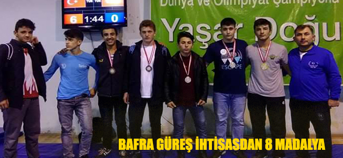 Bafralı Güreşçilerden 8 Madalya
