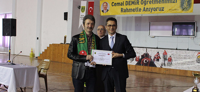 MİLLİ EĞİTİM BAKANI İSMET YILMAZ' DAN ADNAN USLU' YA HİZMET TEŞEKKÜR BELGESİ