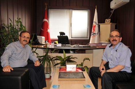 YENİ ATANAN REKTÖR YARDIMCILARINA ZİYARET