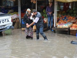 BAYRAM SABAĞI YAĞMUR İLE UYANDIK