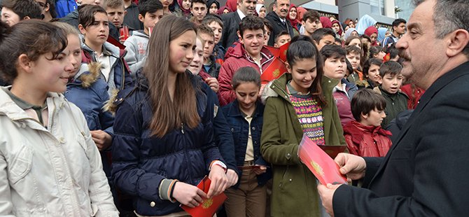 57.PİYADE ALAY SANCAĞI LADİK’TE SERGİLENDİ