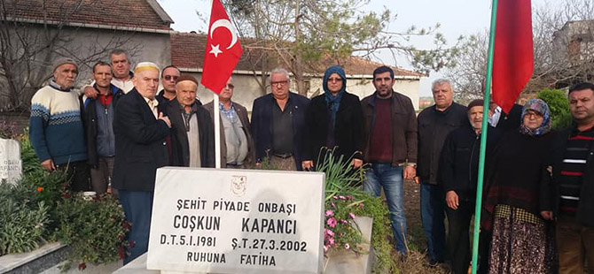 ŞEHİT P. ONB. COŞKUN KAPANCI KABRİ BAŞINDA DUALARLA ANILDI