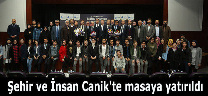 Şehir ve İnsan Canik'te masaya yatırıldı