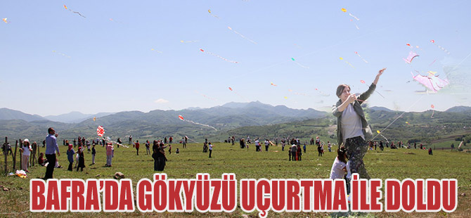 Bafra'da Gökyüzü Uçurtma İle Doldu