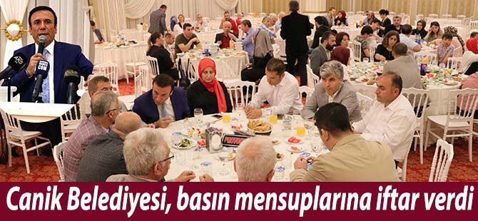 Canik Belediyesi, basın mensuplarına iftar verdi