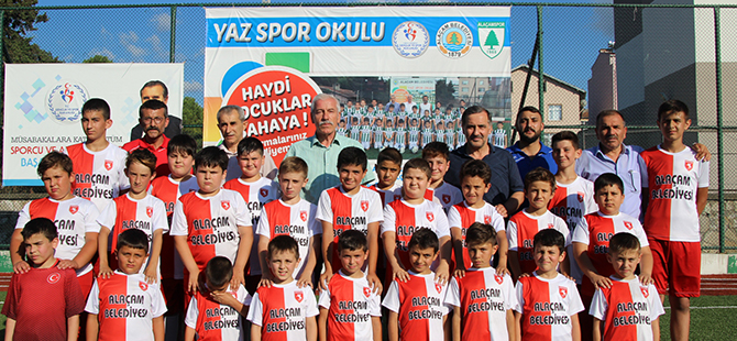 Alaçam'da Yaz Futbol Okulları
