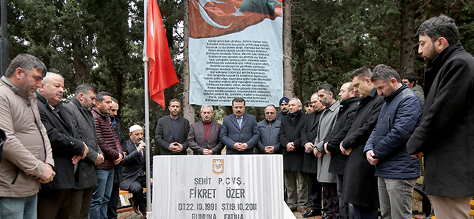 Şehit Özer kabri başında anıldı