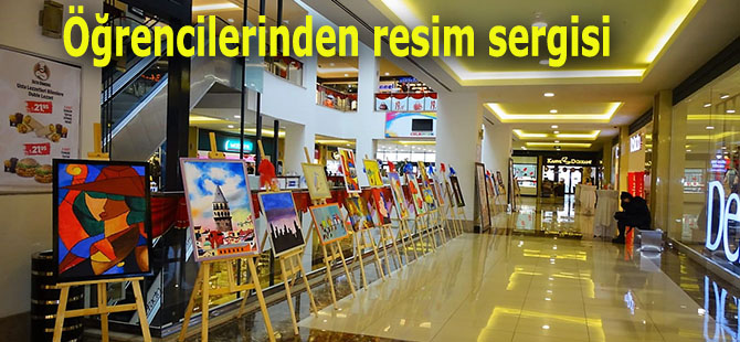 Öğrencilerinden resim sergisi