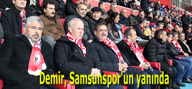 Demir, Samsunspor'un yanında