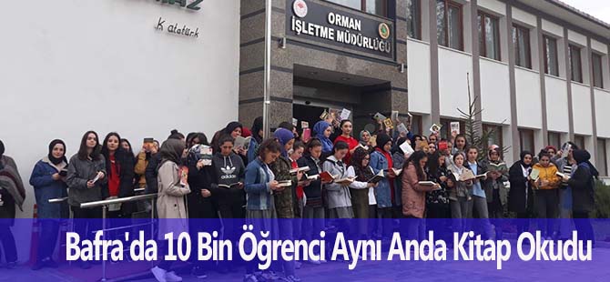 Bafra'da 10 Bin Öğrenci Aynı Anda Kitap Okudu