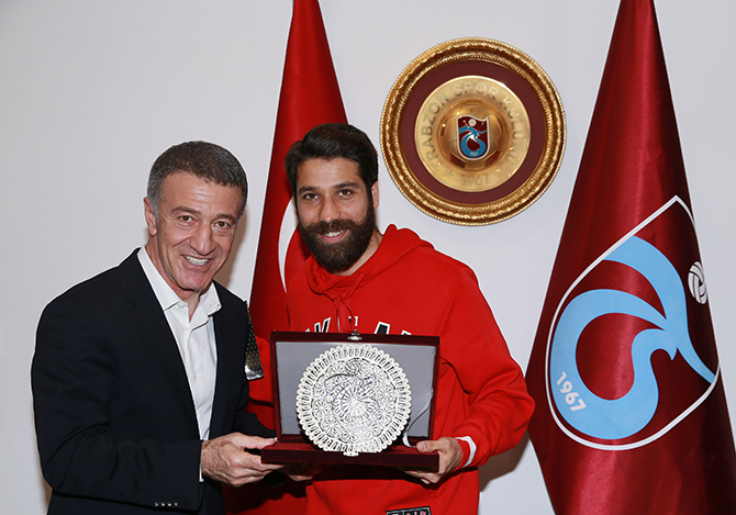 Trabzonspor'da Olcay Şahan ve Ibanez'e veda
