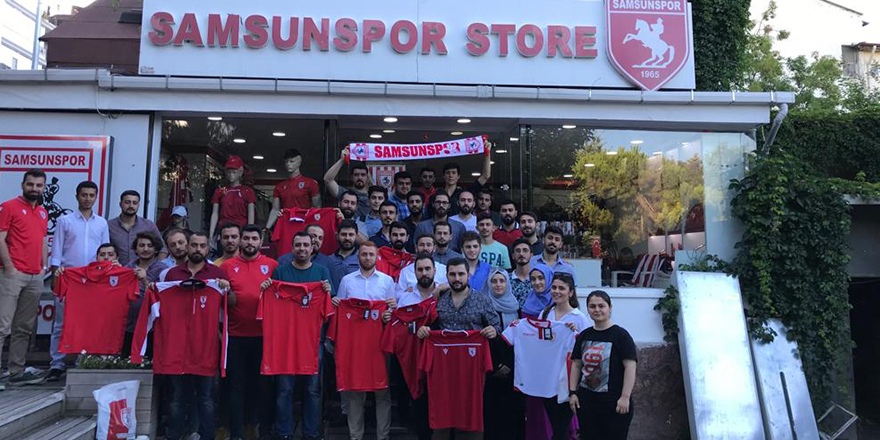 AK GENÇLİK'TEN SAMSUNSPOR'A DESTEK 