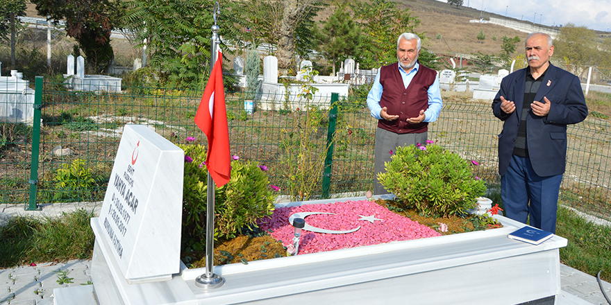 Havza Belediyesinden Şehit Mezarlarına Çevre Düzenlemesi