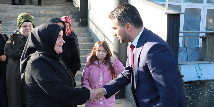 AYVACIK'TA İLÇE ESNAFLARI İLE İSTİŞARE TOPLANTISI YAPILDI