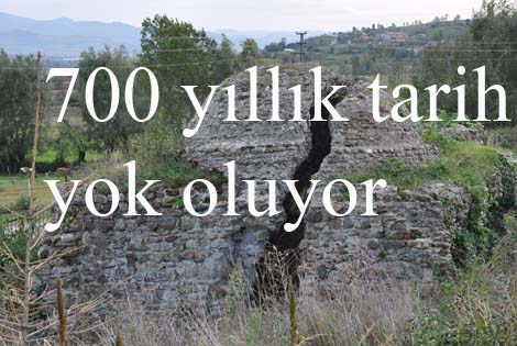 700 YILLIK TARİHİ HAMAM BAKIMSIZLIKTAN YIKILMAK ÜZERE