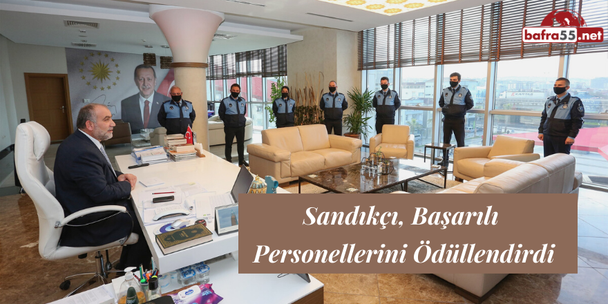 Sandıkçı, Salgınla Mücadelede Başarılı Personellerini Ödüllendirdi.