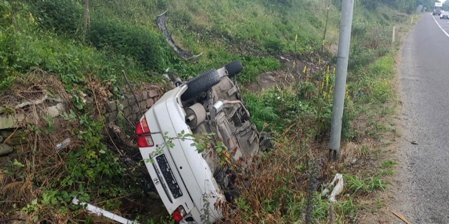 Samsun'da otomobil takla attı: 2 yaralı