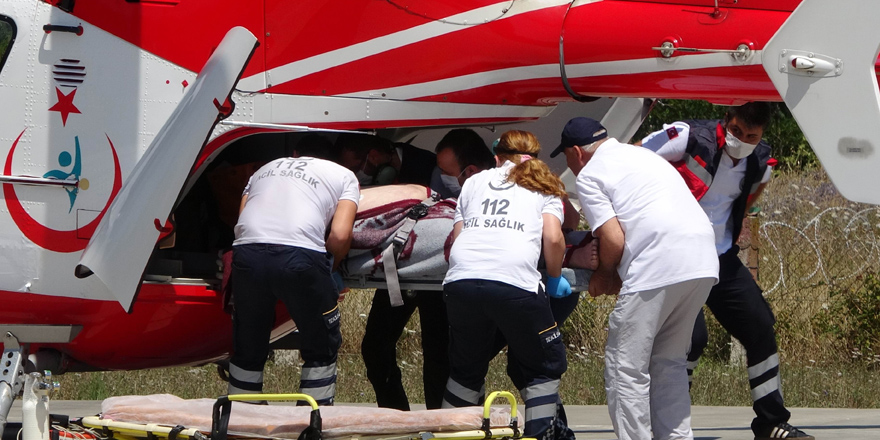 Yaşlı adamın yardımına ambulans helikopter yetişti