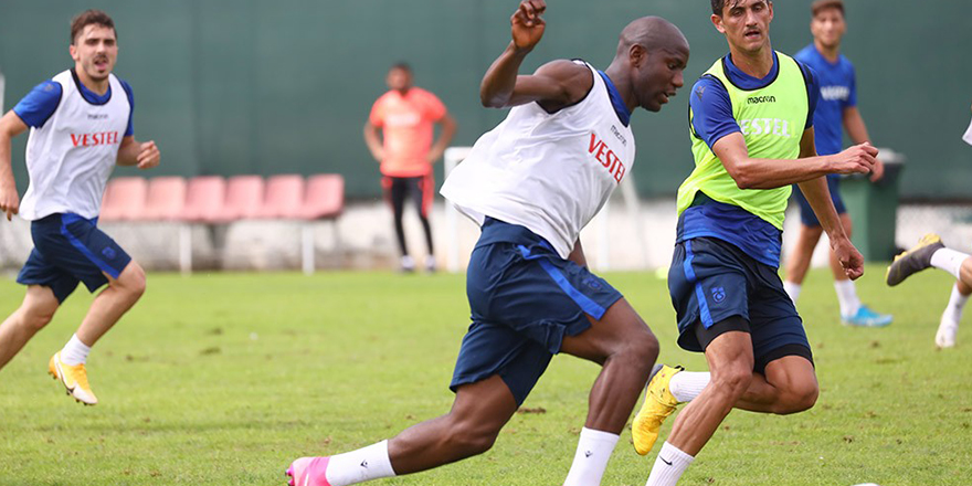 Benik Afobe hırsıyla göz dolduruyor