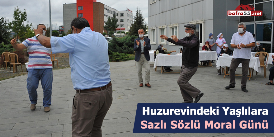 Huzurevindeki yaşlılara sazlı sözlü moral günü