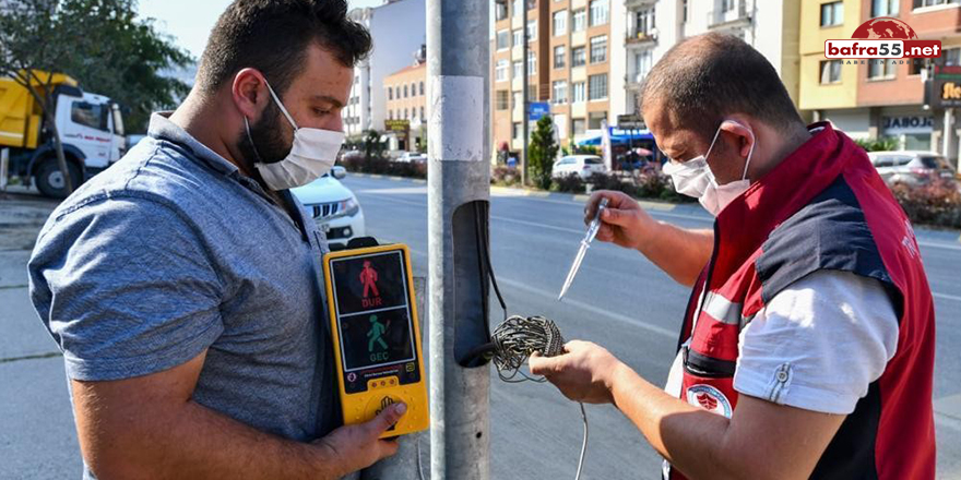 Trabzon’da yaya geçitlerindeki butonlar artık temassız