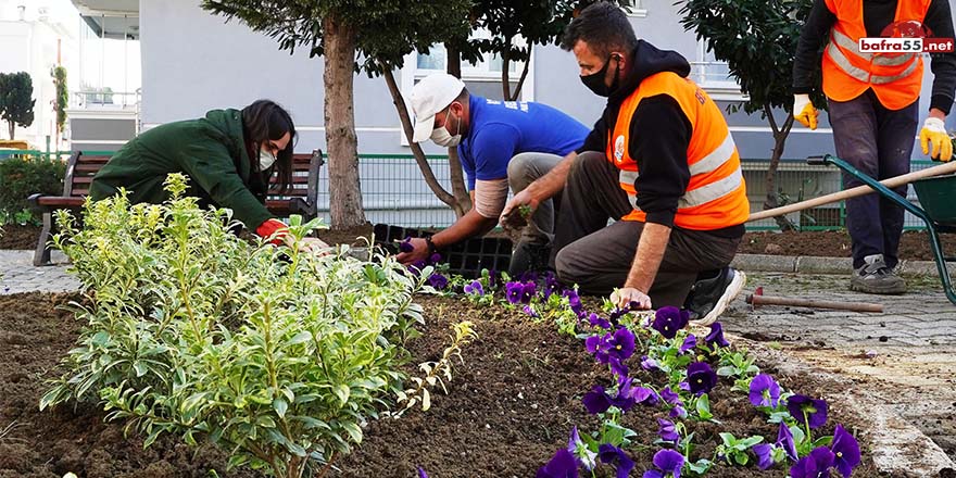 Atakum'da parklara kış bakımı