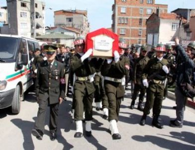 JANDARMA ER BEŞİR CÜNEYT YILDIZ TOPRAĞA VERİLDİ