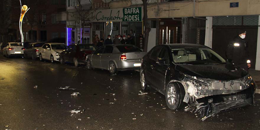 BAFRA GENÇLİK CADDESİNDE KAZA