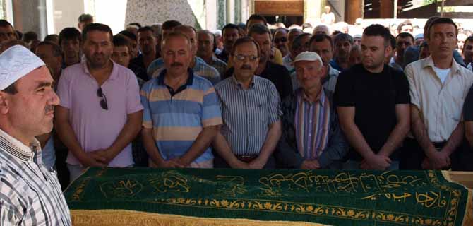 Basın Mensubu Recep Oktay Tüzüner’in Anne Acısı