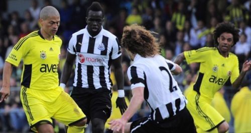 FENERBAHÇE, NEWCASTLE UNİTED İLE 1-1 BERABERE KALDI