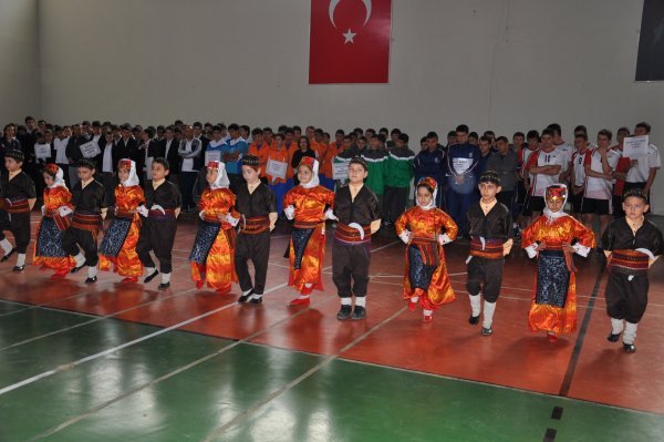 BAFRA’DA SPOR OKULLARI AÇILIŞI