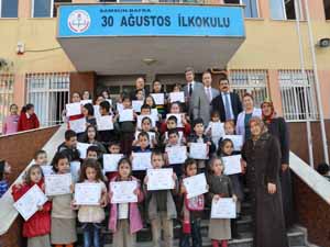 Bafra'da Başarılı Öğrencilere Sertifika