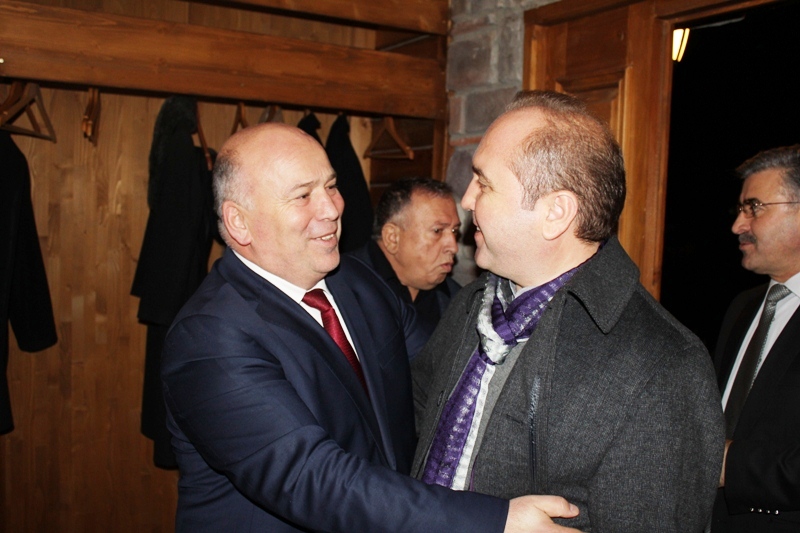 AHMET TOPALDAN KAYNAŞMA YEMEĞİ