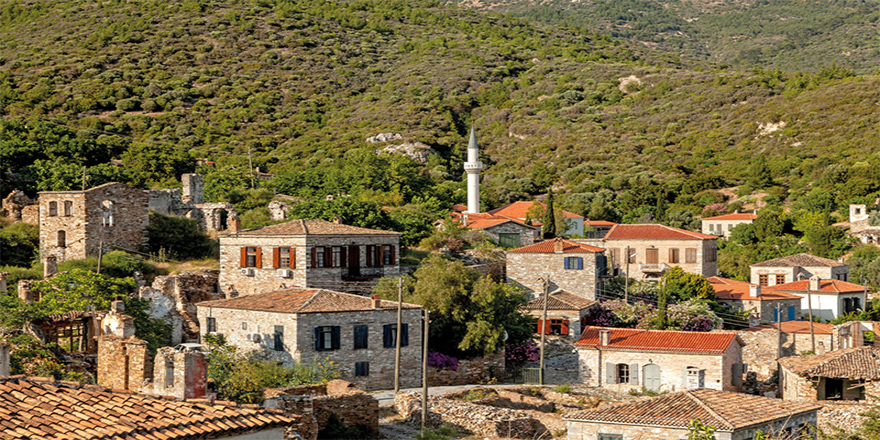 BAFRA'NIN BİR KÖYÜ EKSİLDİ