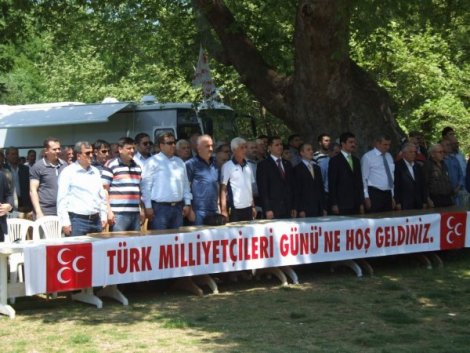 TÜRKÇÜLÜK GÜNÜ GENÇLİK ŞÖLENİ YAPILDI