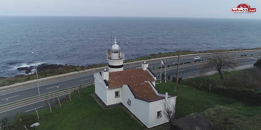 Yoroz Feneri'nde 135 yıldır gemilere yol gösteriyor