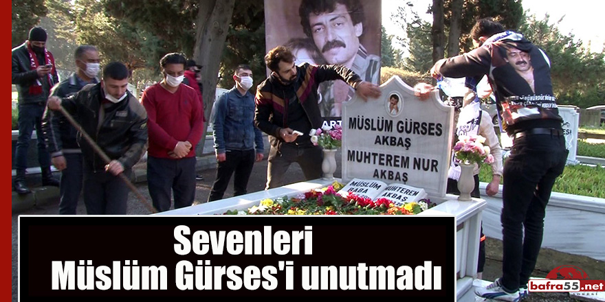 Sevenleri Müslüm Gürses'i unutmadı