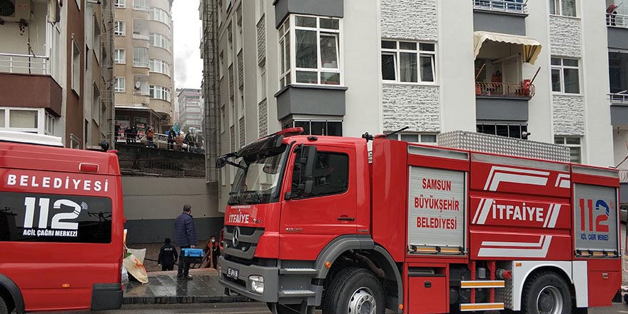 Samsun'da çıkan ev yangınında maddi hasar meydana geldi