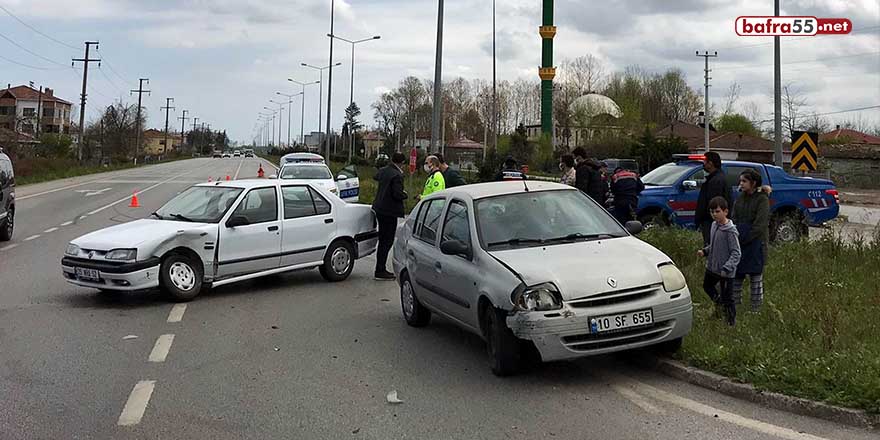 Çarşamba'da trafik kazası! 1 yaralı