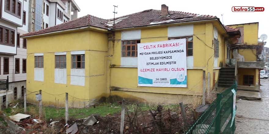 Boyabat'ta çeltik fabrikası yıkım çalışmaları başladı