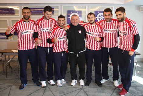 SAMSUNSPORDA İMZA ŞOV