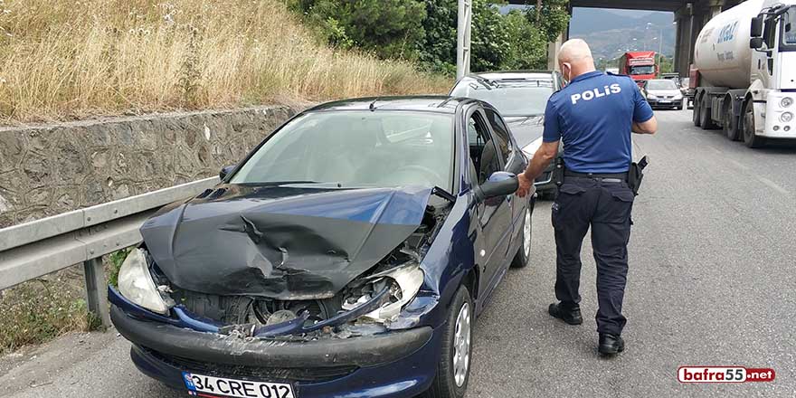 Samsun'da 5 aracın karıştığı zincirleme kaza: 1 yaralı