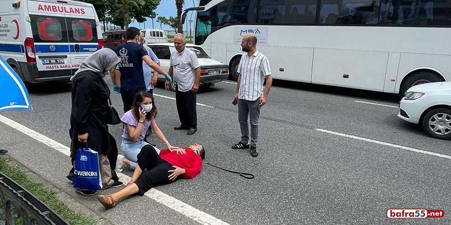 Yolun karşısına geçmeye çalışan kadına kamyonet çarptı