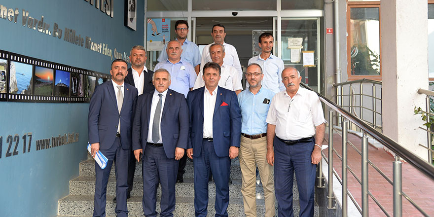 Sinop'ta ilçe belediye başkanları Türkeli'de buluştu