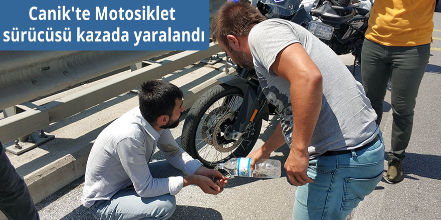 Canik'te Motosiklet sürücüsü kazada yaralandı