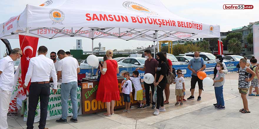 Çocuklar Dondurma Şenliği'nde doyasıya eğlendi