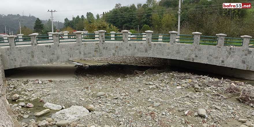 Sinop'ta sele davetiye çıkaran köprüler