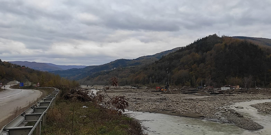 Türkeli-Ayancık yolu İkisu bölgesinde köprü inşaatına başlandı